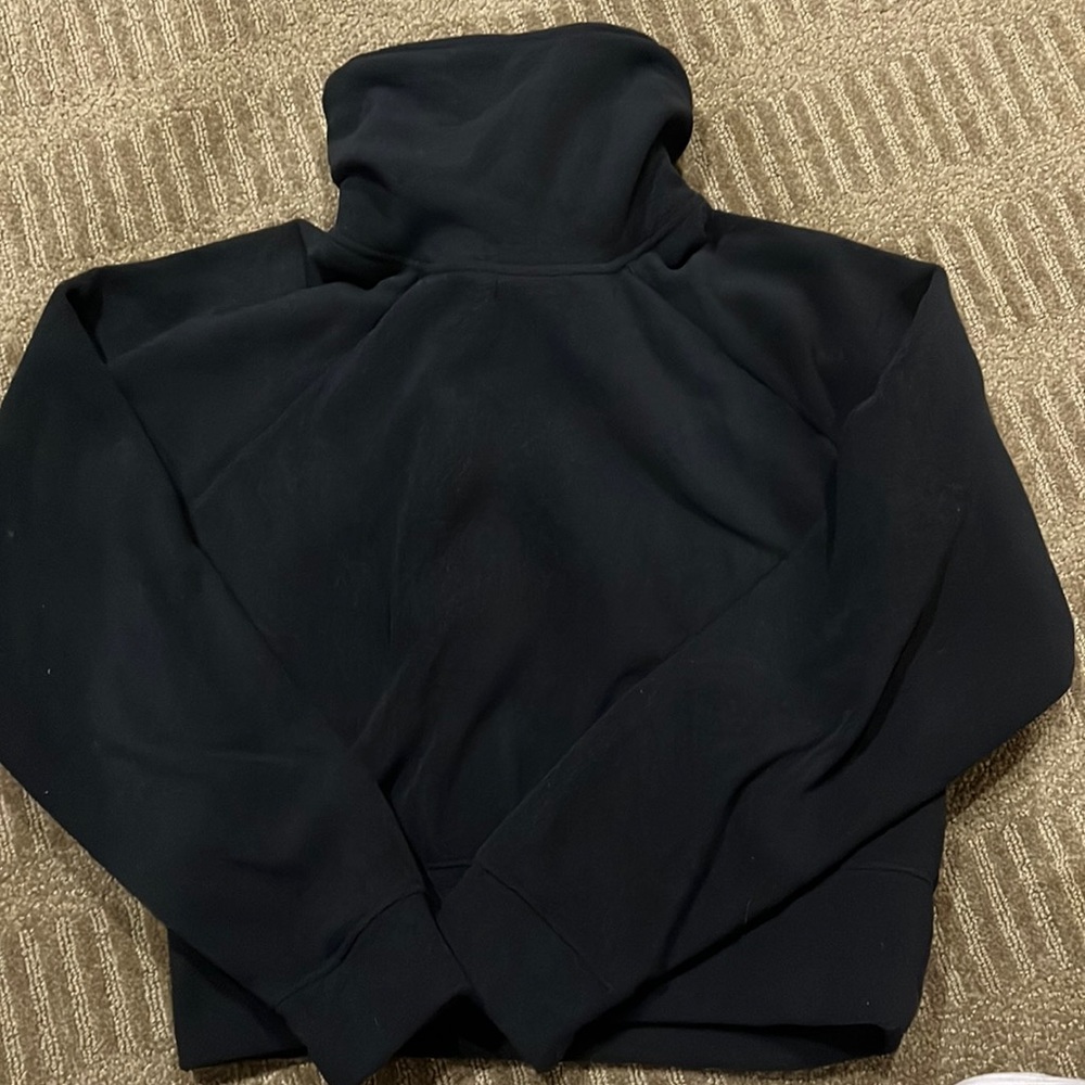 Old Navy Cropped Black Fleece- Girls XL - Worn Once